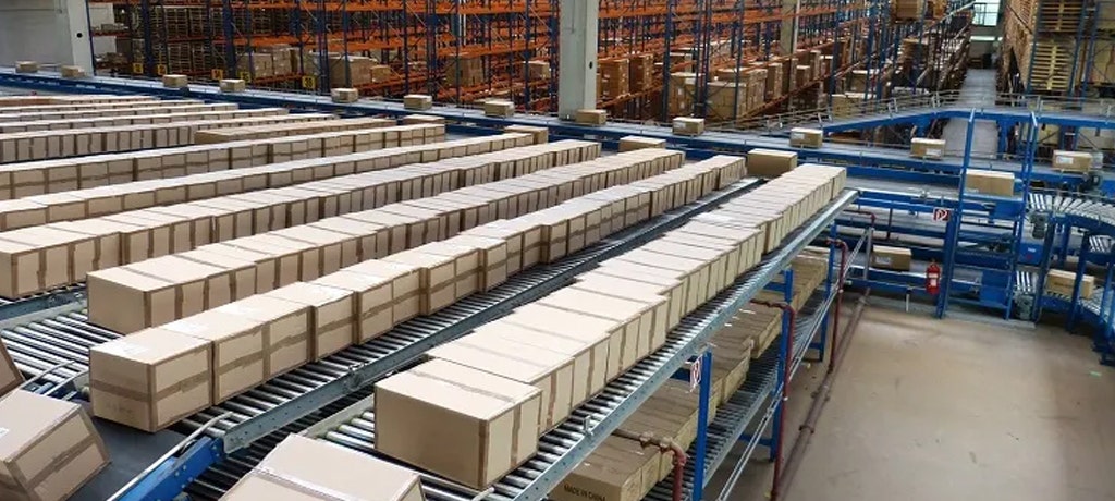 Understanding the Applications of Material Handling Equipment in Different Industries