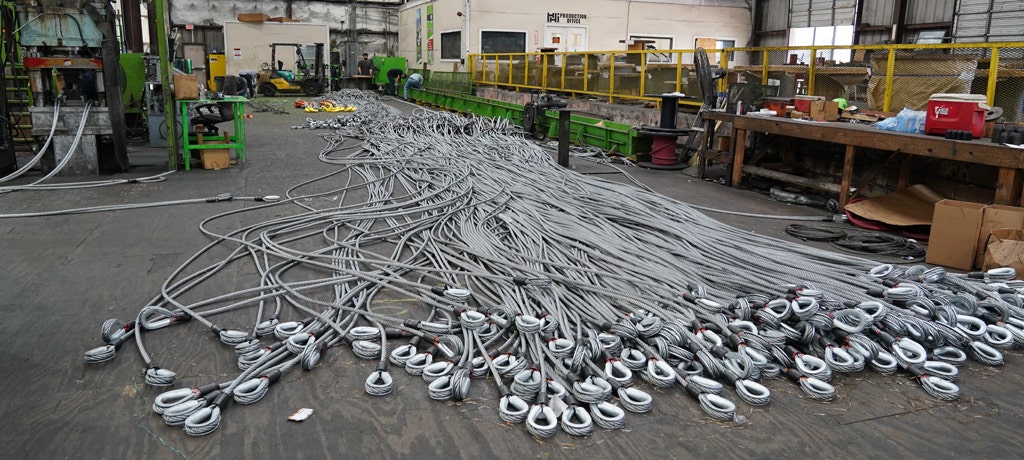 ASME B30.9 Compliance: Safe Sling Usage with Holloway Guidelines
