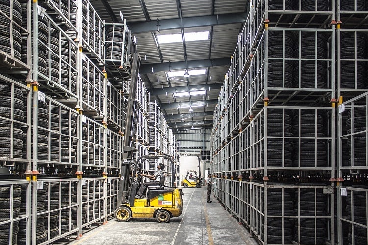 How to Improve Material Handling in Your Warehouse