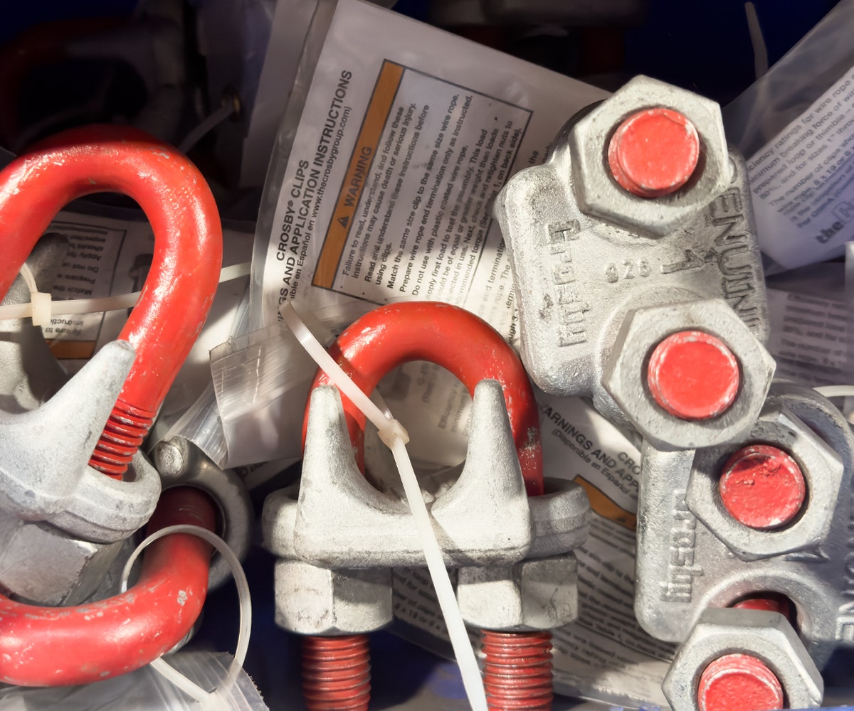 01_WIREROPECLAMPS